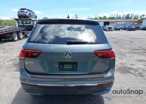 2018 Volkswagen Tiguan 2.0T Se/2.0T Sel from USA, damaged, VIN 3VV3B7AX5JM220827